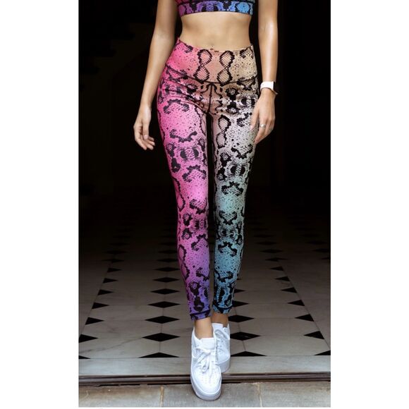 Yelete snake print leggings active set - Picture 5 of 10